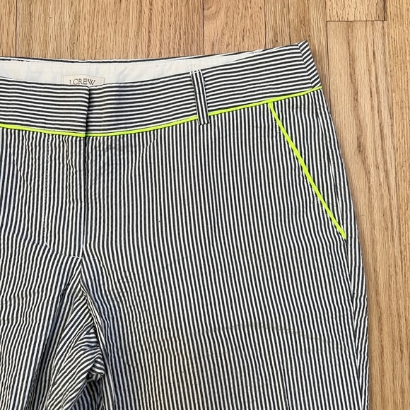 J Crew Women’s Gray Cream seersucker Striped skimmer pant city fit Neon Trim 6 - Picture 6 of 7